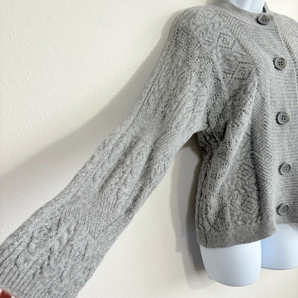 Liz Claiborne 100% Lambswool Gray Button-Up Cardigan SzS Classic Luxury